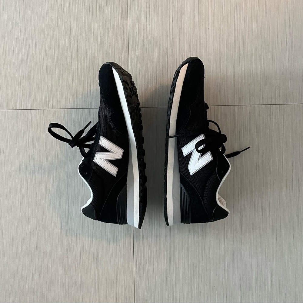 New Balance 515 Black & white lace up Sneakers